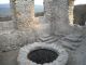 07 Hrušov-hrad horný palác s cisternou